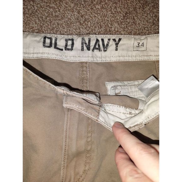 Old Navy Cargo Shorts Size 34 - Picture 4 of 4